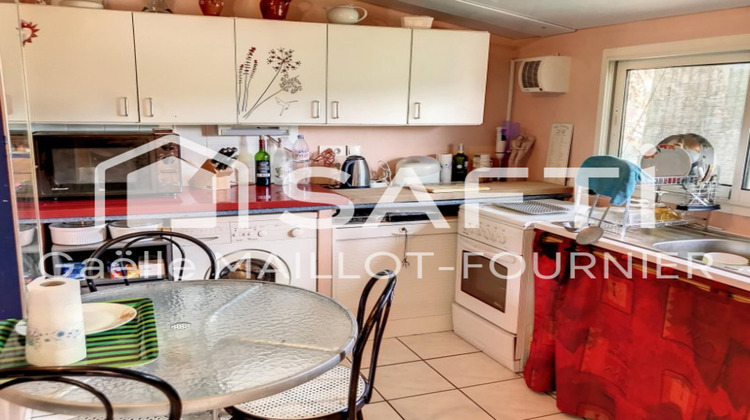 Ma-Cabane - Location Appartement Saint-Laurent-de-Cerdans, 40 m²