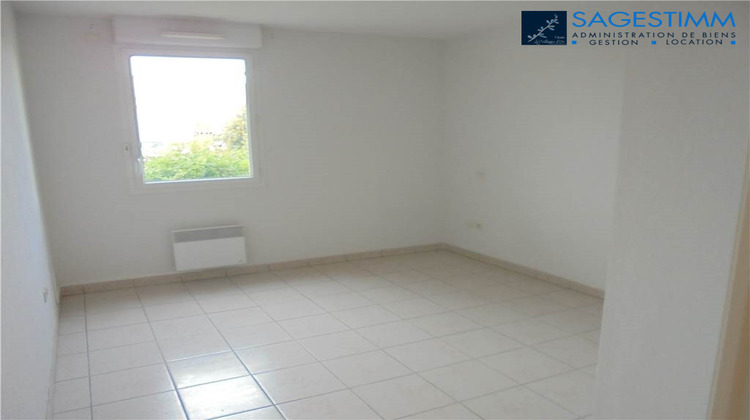 Ma-Cabane - Location Appartement SAINT-LAURENT-DE-LA-SALANQUE, 60 m²