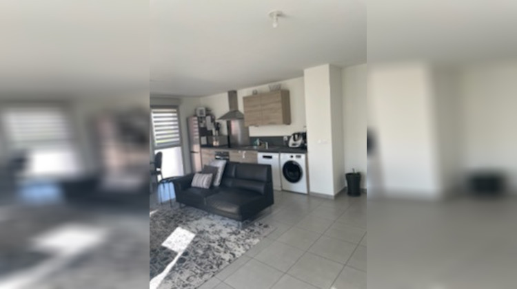 Ma-Cabane - Location Appartement SAINT-LAURENT-DE-MURE, 68 m²