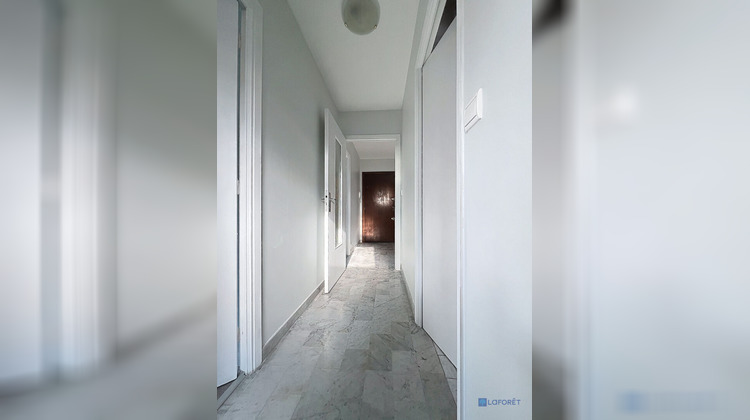 Ma-Cabane - Location Appartement Saint Laurent du Var, 64 m²