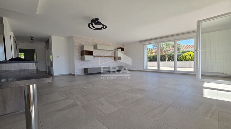 Ma-Cabane - Location Appartement SAINT-LAURENT-DU-VAR, 90 m²