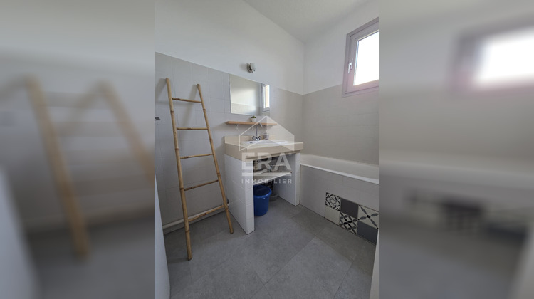 Ma-Cabane - Location Appartement SAINT-LAURENT-DU-VAR, 42 m²