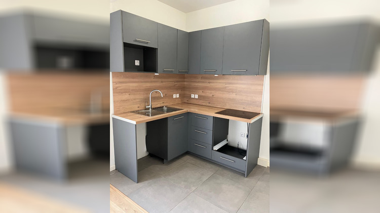 Ma-Cabane - Location Appartement SAINT-LOUBES, 69 m²