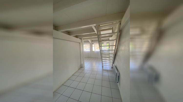 Ma-Cabane - Location Appartement SAINT-LOUBES, 45 m²