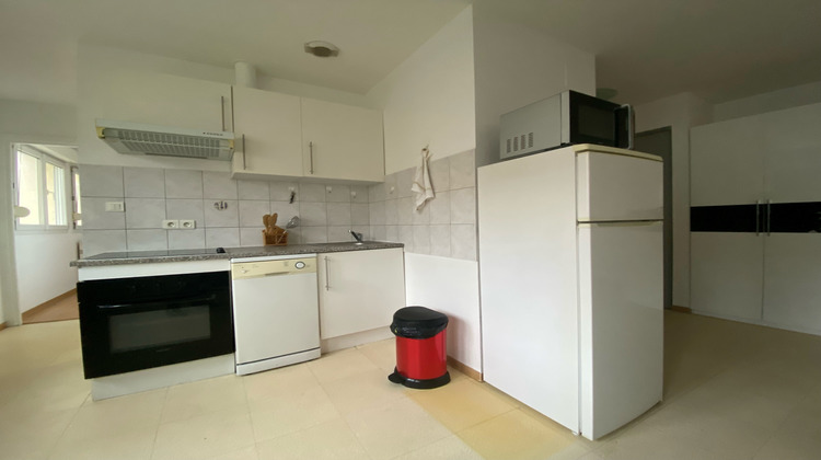 Ma-Cabane - Location Appartement Saint-Louis, 59 m²