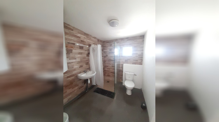 Ma-Cabane - Location Appartement Saint-Louis, 104 m²