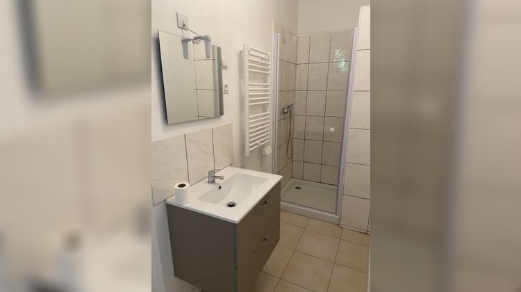 Ma-Cabane - Location Appartement Saint-Marcel-d'Ardèche, 61 m²