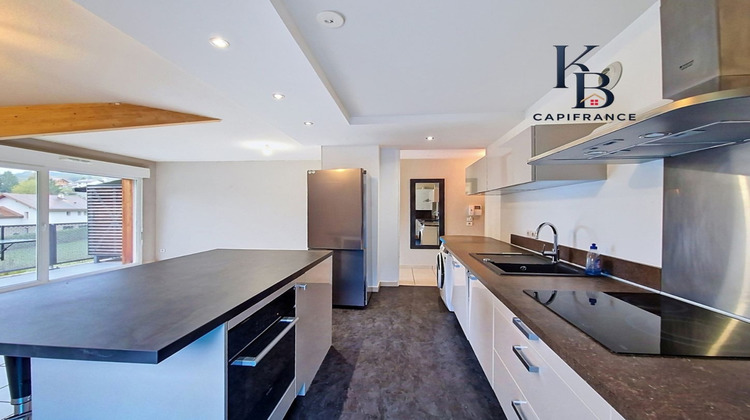 Ma-Cabane - Location Appartement SAINT MARTIN BELLEVUE, 67 m²