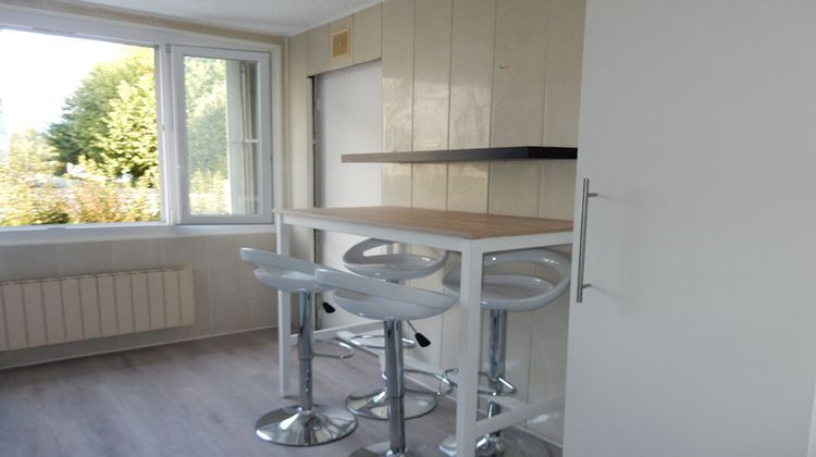 Ma-Cabane - Location Appartement SAINT-MARTIN-D'HERES, 19 m²