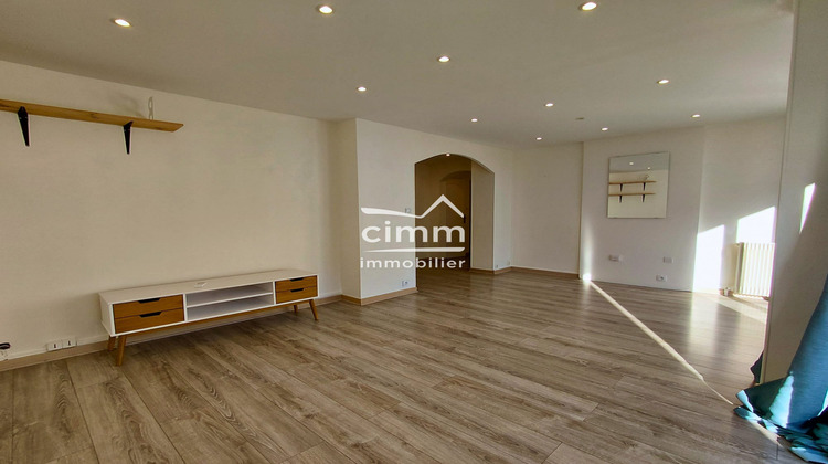 Ma-Cabane - Location Appartement Saint-Martin-d'Hères, 76 m²