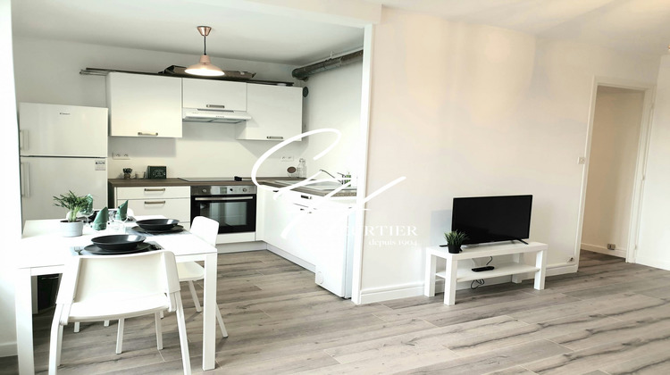 Ma-Cabane - Location Appartement Saint-Martin-d'Hères, 8 m²