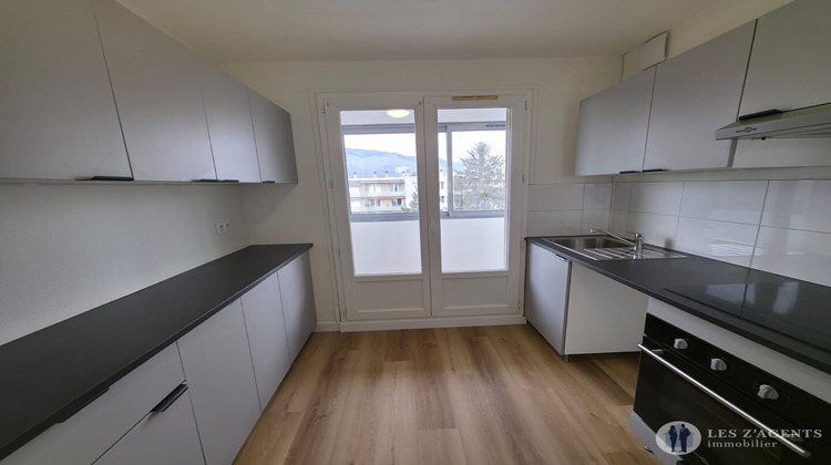 Ma-Cabane - Location Appartement SAINT-MARTIN-D'HERES, 60 m²