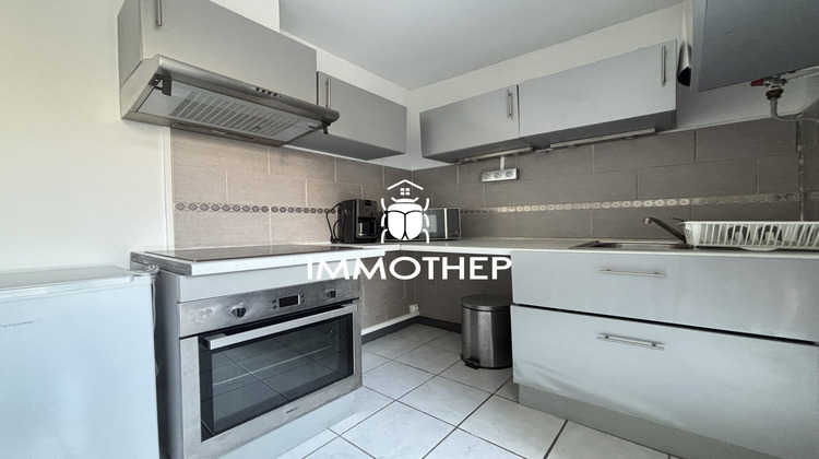 Ma-Cabane - Location Appartement Saint-Martin-d'Hères, 23 m²