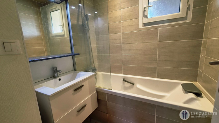 Ma-Cabane - Location Appartement SAINT-MARTIN-D'HERES, 62 m²