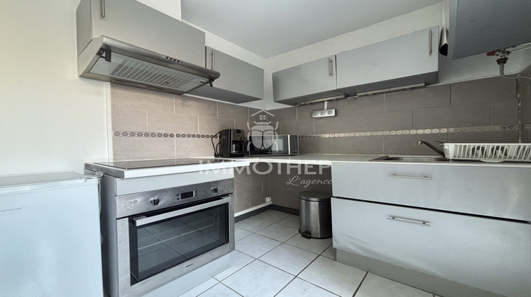 Ma-Cabane - Location Appartement Saint-Martin-d'Hères, 23 m²