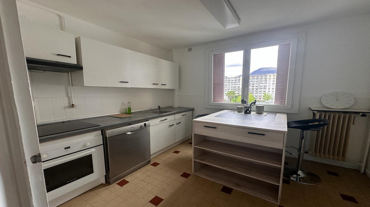 Ma-Cabane - Location Appartement Saint-Martin-d'Hères, 65 m²