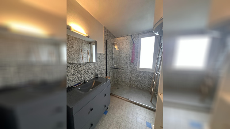 Ma-Cabane - Location Appartement Saint-Martin-d'Hères, 65 m²