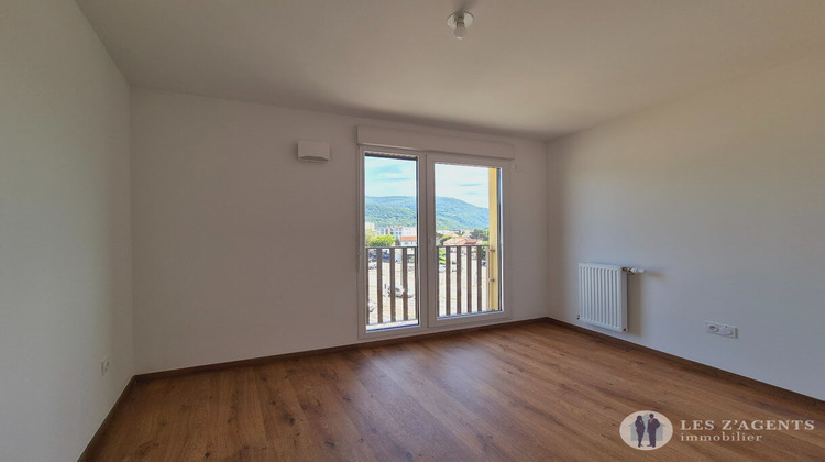 Ma-Cabane - Location Appartement SAINT-MARTIN-D'HERES, 61 m²