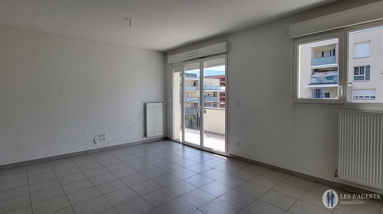 Ma-Cabane - Location Appartement SAINT-MARTIN-D'HERES, 82 m²