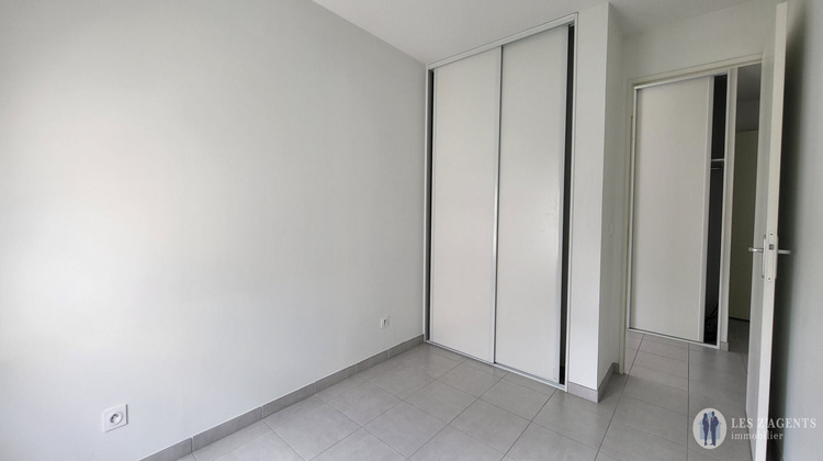 Ma-Cabane - Location Appartement SAINT-MARTIN-D'HERES, 82 m²
