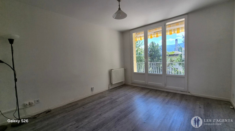 Ma-Cabane - Location Appartement SAINT-MARTIN-D'HERES, 69 m²