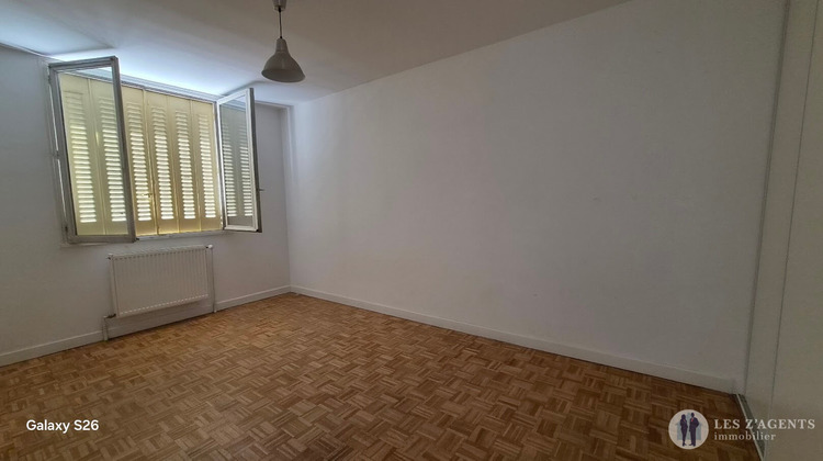 Ma-Cabane - Location Appartement SAINT-MARTIN-D'HERES, 69 m²