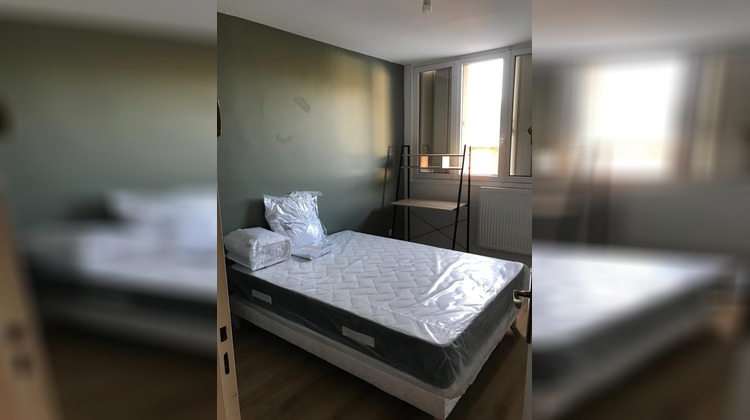 Ma-Cabane - Location Appartement Saint-Martin-d'Hères, 21 m²