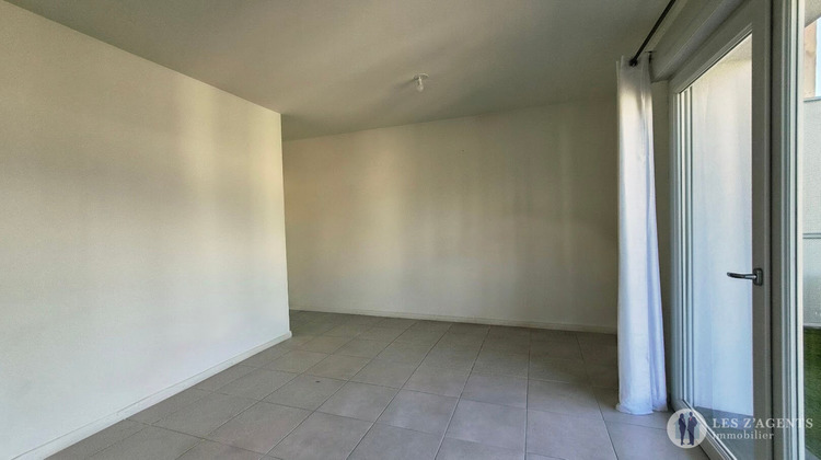 Ma-Cabane - Location Appartement SAINT-MARTIN-D'HERES, 69 m²