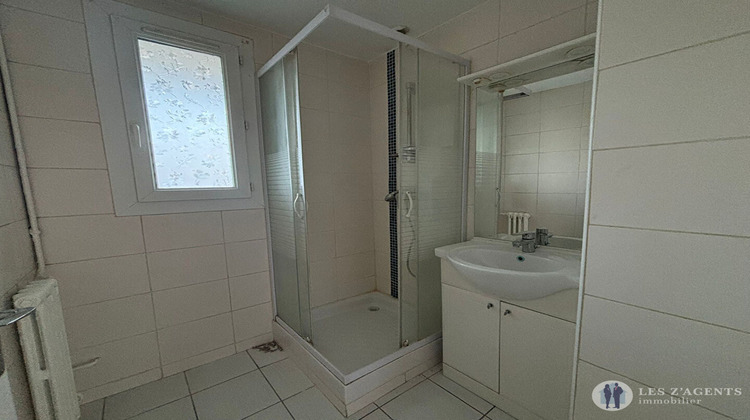 Ma-Cabane - Location Appartement SAINT-MARTIN-D'HERES, 62 m²