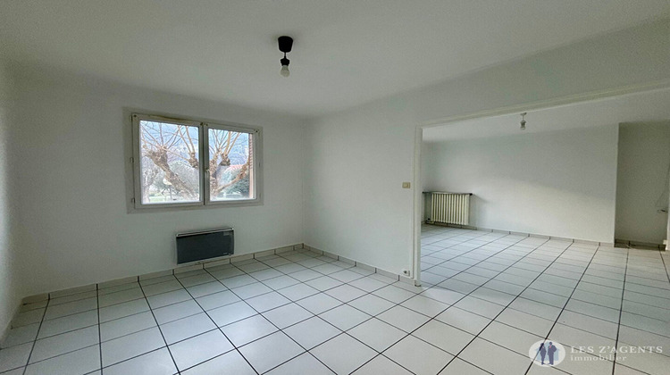 Ma-Cabane - Location Appartement SAINT-MARTIN-D'HERES, 62 m²