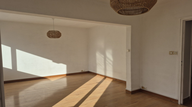 Ma-Cabane - Location Appartement Saint-Martin-d'Hères, 66 m²