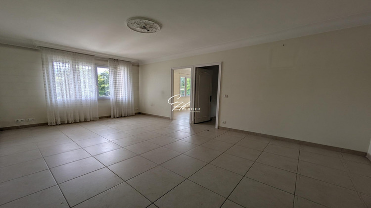 Ma-Cabane - Location Appartement Saint-Martin-d'Hères, 77 m²