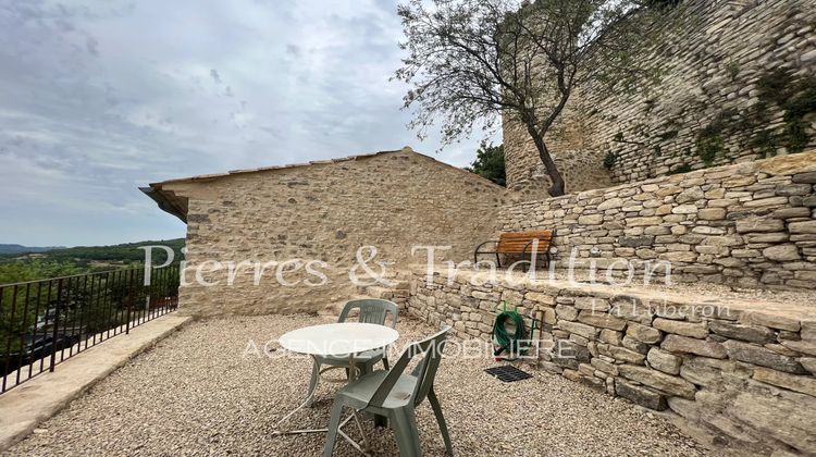 Ma-Cabane - Location Appartement Saint-Martin-de-Castillon, 31 m²