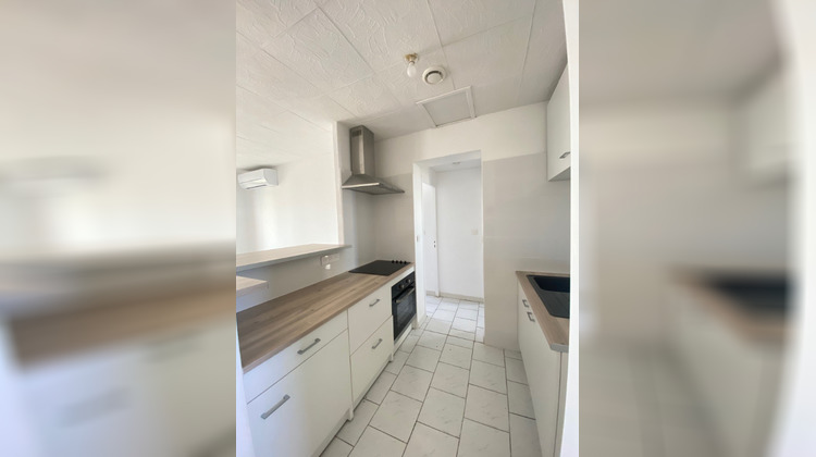 Ma-Cabane - Location Appartement SAINT-MARTIN-DE-CRAU, 53 m²