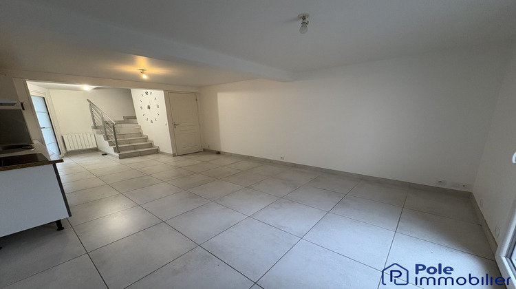 Ma-Cabane - Location Appartement Saint-Martin-de-Fontenay, 53 m²