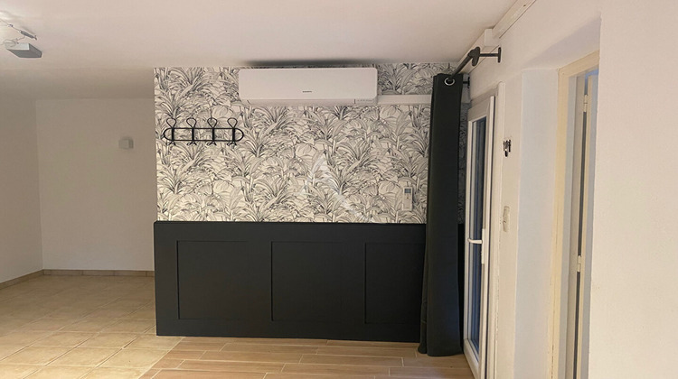 Ma-Cabane - Location Appartement SAINT-MARTIN-DE-L'ARCON, 53 m²