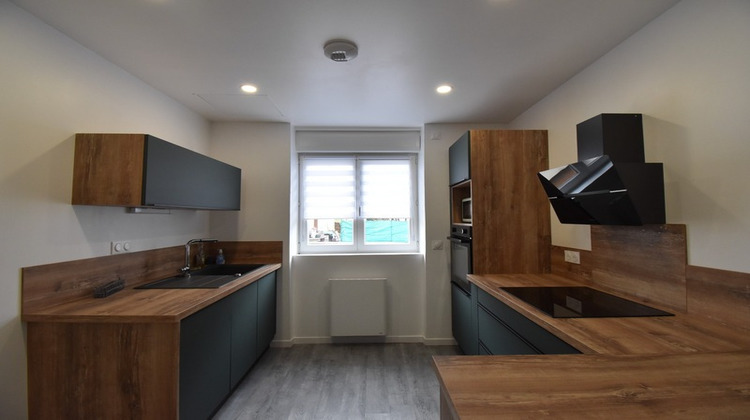 Ma-Cabane - Location Appartement SAINT MARTIN DE VALAMAS, 79 m²