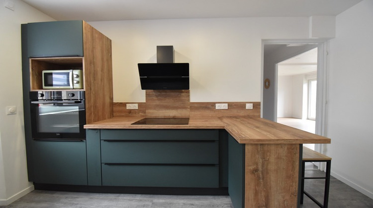 Ma-Cabane - Location Appartement SAINT MARTIN DE VALAMAS, 79 m²