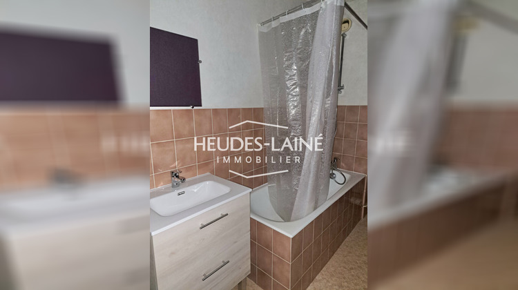 Ma-Cabane - Location Appartement SAINT-MARTIN-DES-CHAMPS, 30 m²