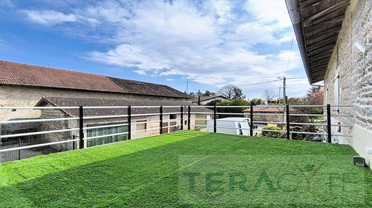 Ma-Cabane - Location Appartement Saint-Martin-du-Mont, 74 m²