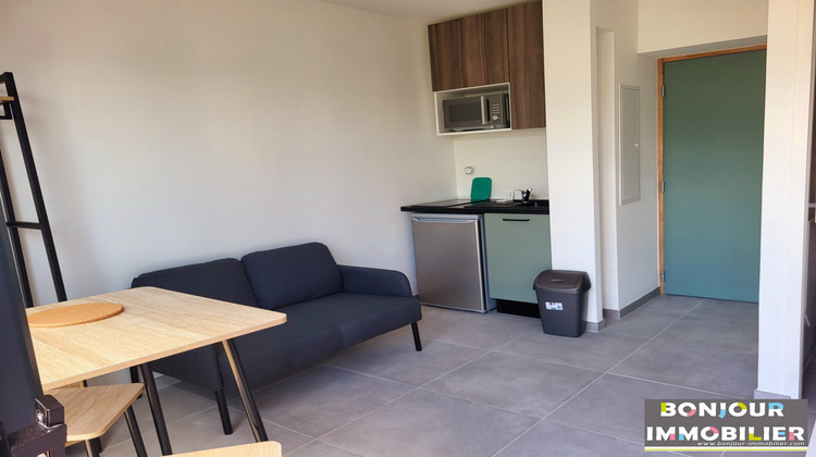 Ma-Cabane - Location Appartement Saint-Martin-le-Vinoux, 16 m²