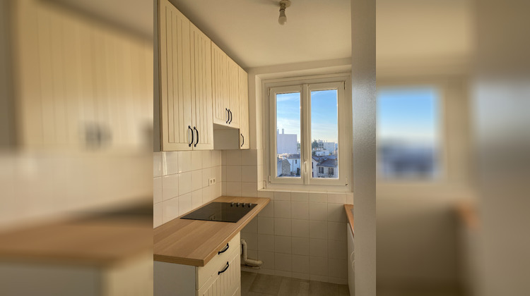 Ma-Cabane - Location Appartement SAINT-MAUR-DES-FOSSES, 42 m²