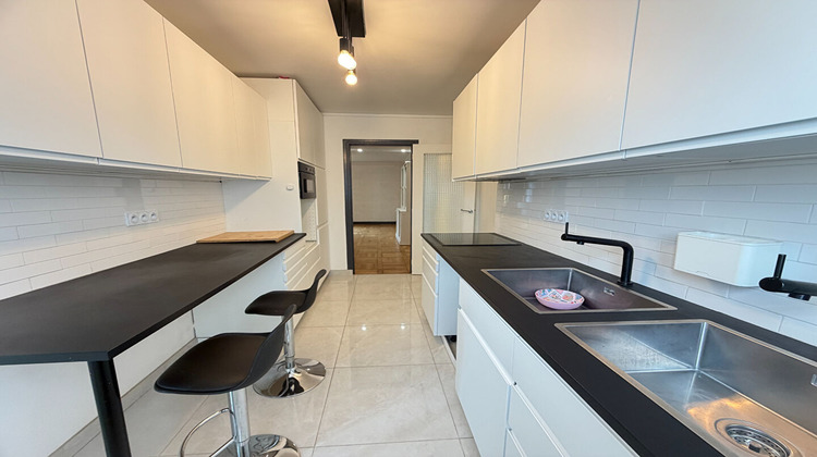 Ma-Cabane - Location Appartement SAINT-MAUR-DES-FOSSES, 76 m²