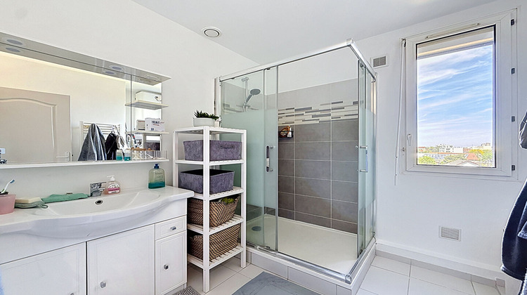 Ma-Cabane - Location Appartement SAINT-MAUR-DES-FOSSES, 50 m²