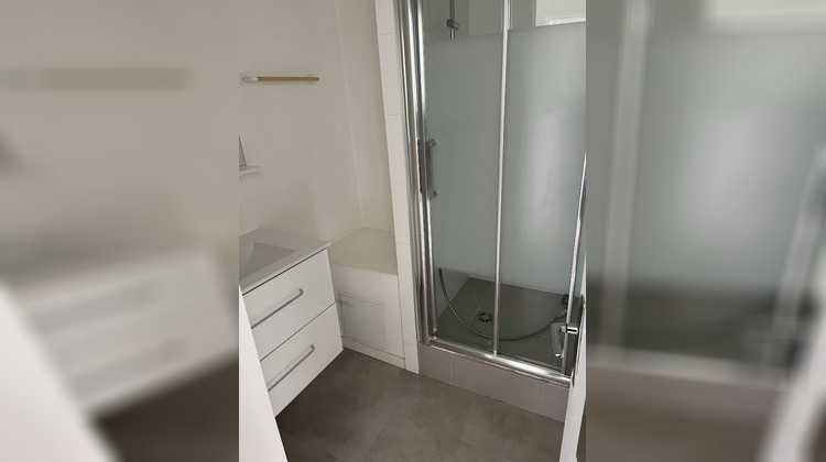 Ma-Cabane - Location Appartement SAINT-MAUR-DES-FOSSES, 41 m²