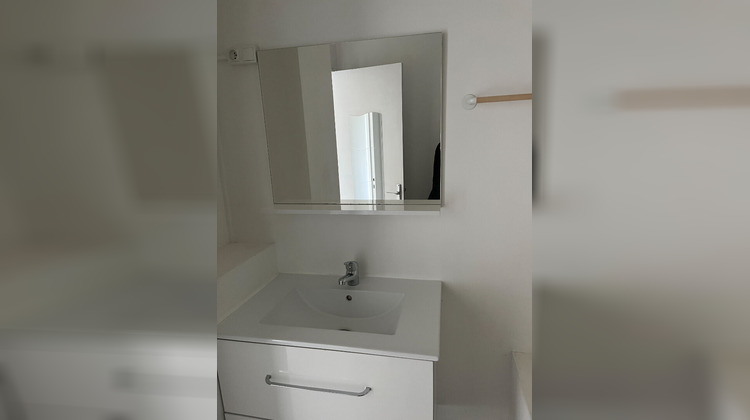 Ma-Cabane - Location Appartement SAINT-MAUR-DES-FOSSES, 41 m²