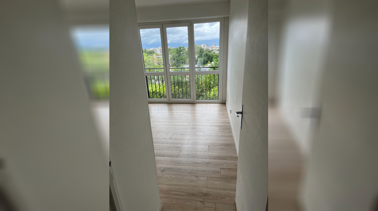Ma-Cabane - Location Appartement SAINT-MAUR-DES-FOSSES, 41 m²