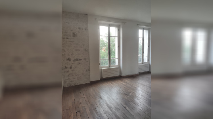 Ma-Cabane - Location Appartement SAINT-MAUR-DES-FOSSES, 60 m²