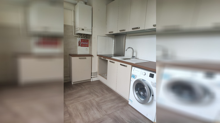 Ma-Cabane - Location Appartement SAINT-MAUR-DES-FOSSES, 60 m²