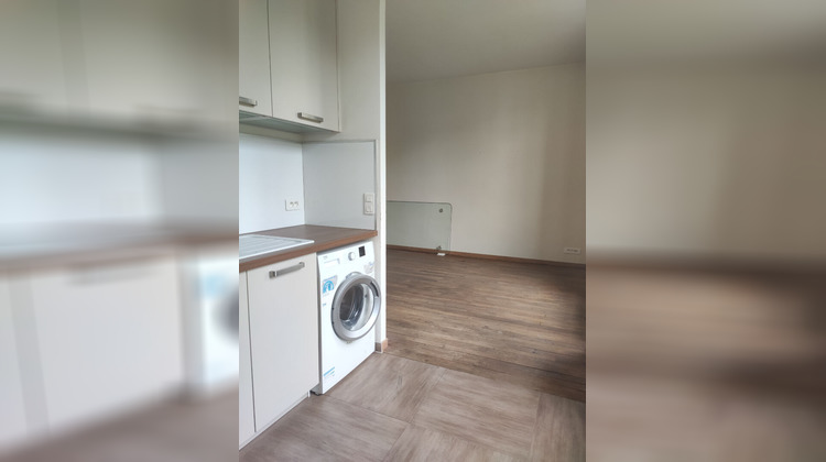 Ma-Cabane - Location Appartement SAINT-MAUR-DES-FOSSES, 60 m²